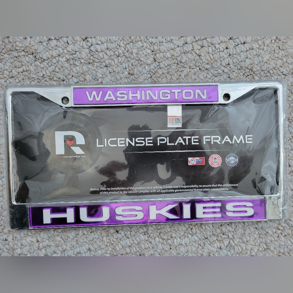 Washington Huskies License Plate Frame